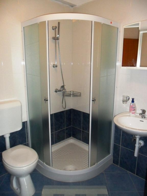 Apartments Kalac 라빈 외부 사진